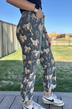 Load image into Gallery viewer, Saddle Room Jeans
