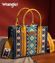 Load image into Gallery viewer, Small Wrangler Aztec Purse
