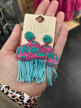 Load image into Gallery viewer, Blue and Pink Cowboy Hat Seadbead Earrings
