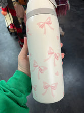 Load image into Gallery viewer, Owala
