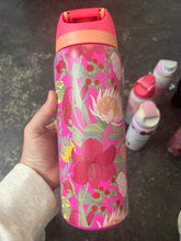 Load image into Gallery viewer, Owala
