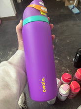 Load image into Gallery viewer, Owala
