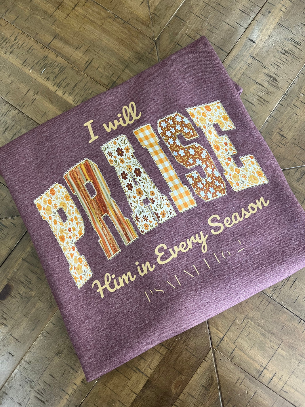 Praise Jesus Pullover