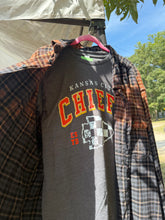 Load image into Gallery viewer, Chiefs Check Arrow Tee
