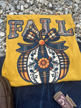 Load image into Gallery viewer, Quilted Fall Plaid Tee
